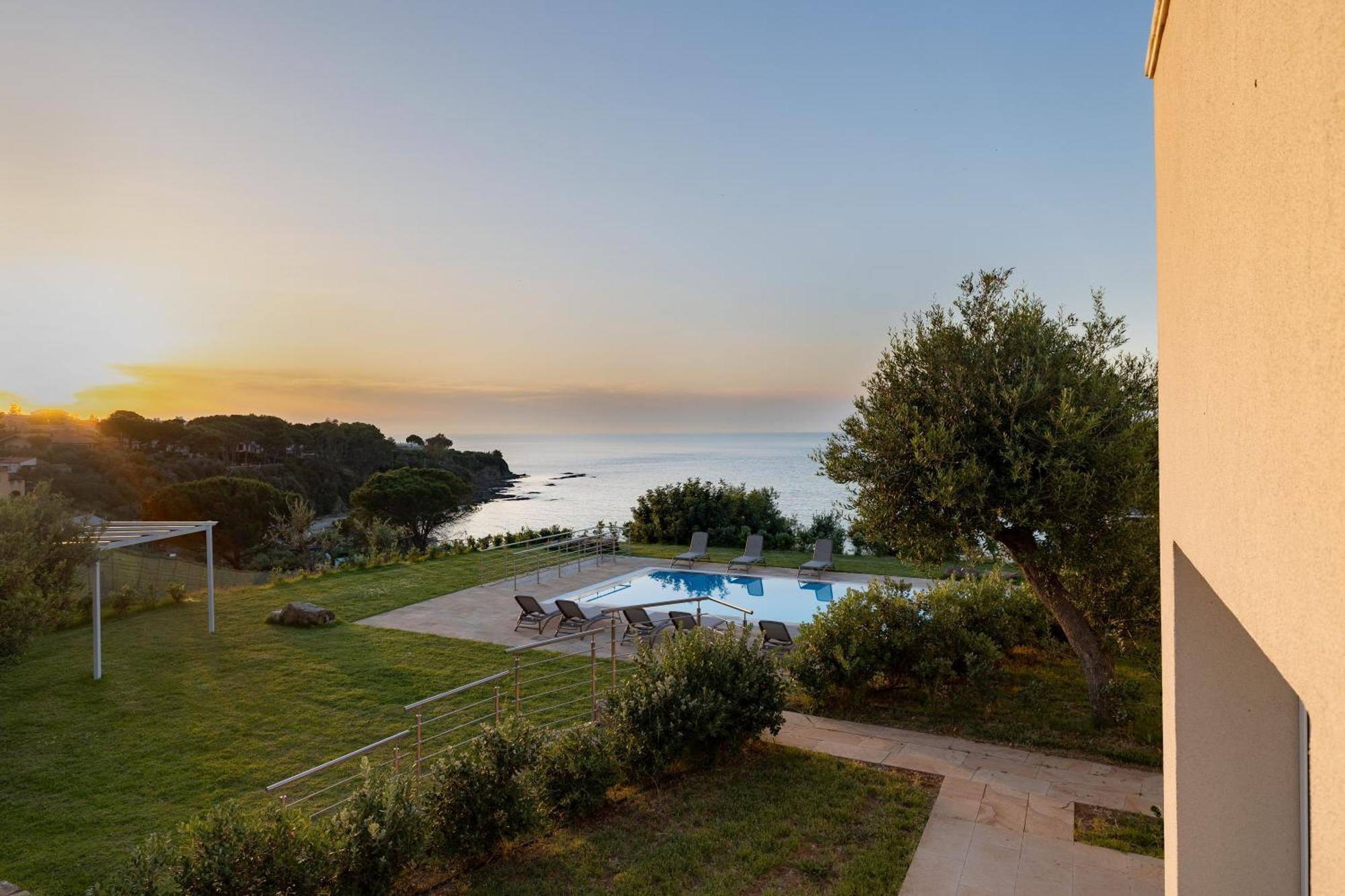 Aura Maris Beach Residence Mazzaforno Cefalù Kültér fotó