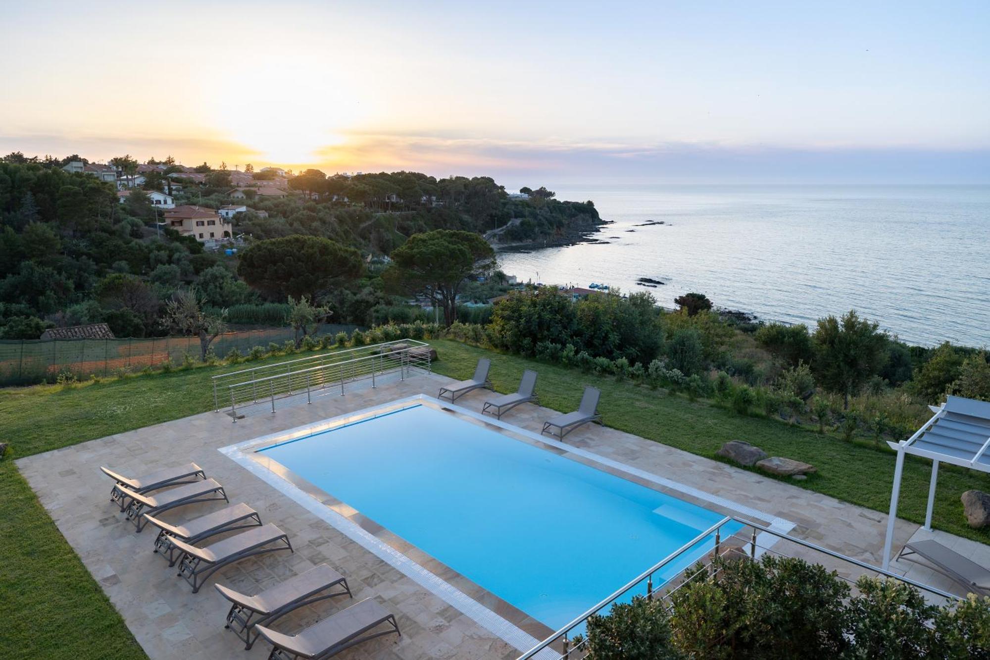 Aura Maris Beach Residence Mazzaforno Cefalù Kültér fotó